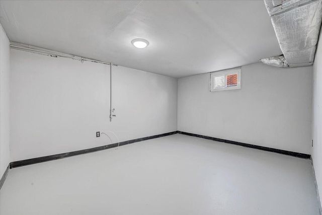 1234 Hamilton TER, Roanoke, VA 24014