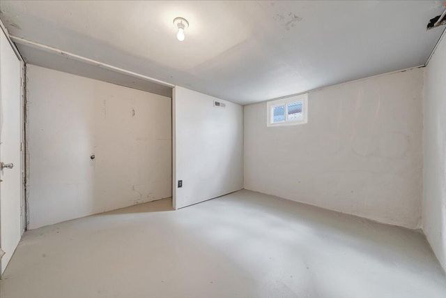 1234 Hamilton TER, Roanoke, VA 24014