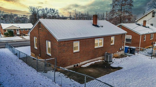 1234 Hamilton TER, Roanoke, VA 24014