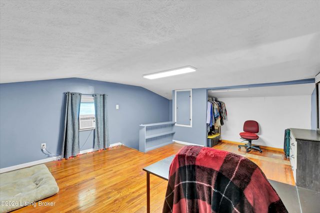 319 Park Ave, Radcliff, KY 40160