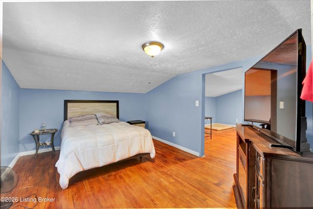319 Park Ave, Radcliff, KY 40160
