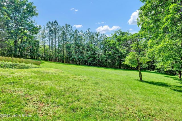 319 Park Ave, Radcliff, KY 40160