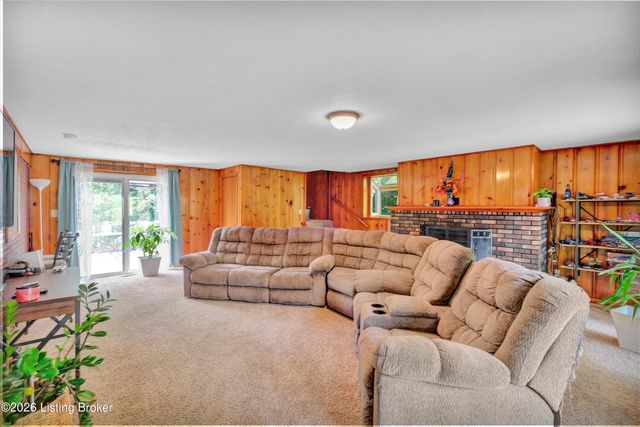 319 Park Ave, Radcliff, KY 40160