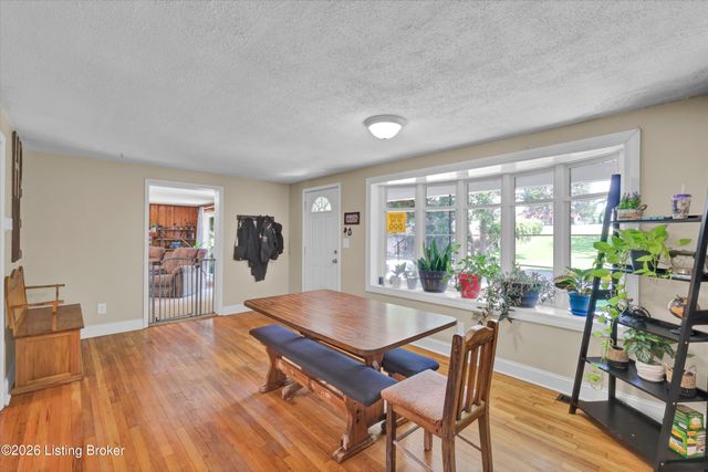 319 Park Ave, Radcliff, KY 40160