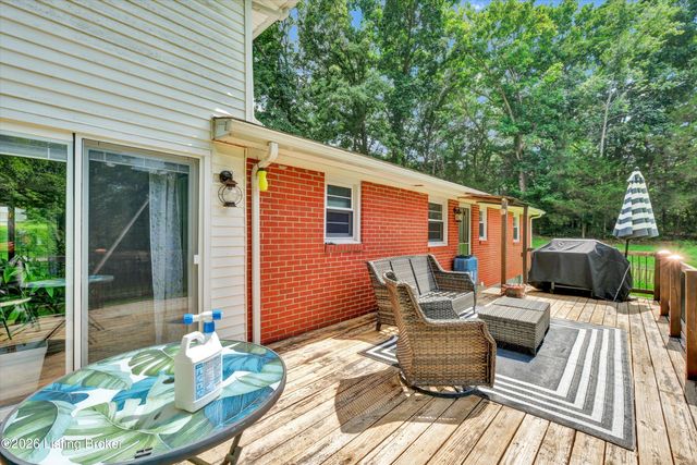 319 Park Ave, Radcliff, KY 40160