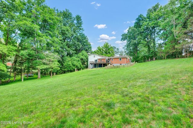 319 Park Ave, Radcliff, KY 40160