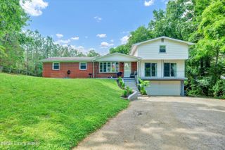 319 Park Ave, Radcliff, KY 40160