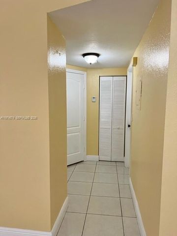 5440 W 21st Ct 103, Hialeah, FL 33016