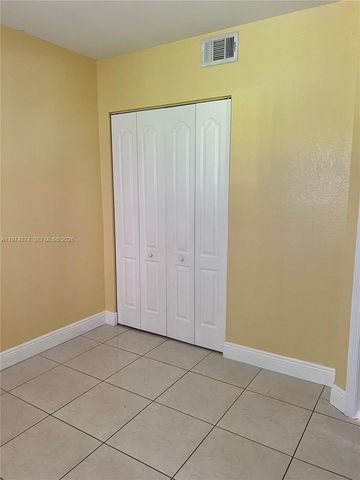 5440 W 21st Ct 103, Hialeah, FL 33016