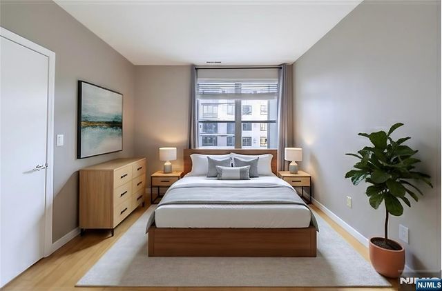 26 Ave At Port Imperial 416, West New York, NJ 07093