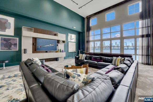 26 Ave At Port Imperial 416, West New York, NJ 07093