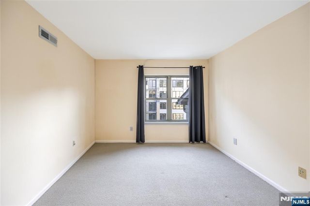 26 Ave At Port Imperial 416, West New York, NJ 07093