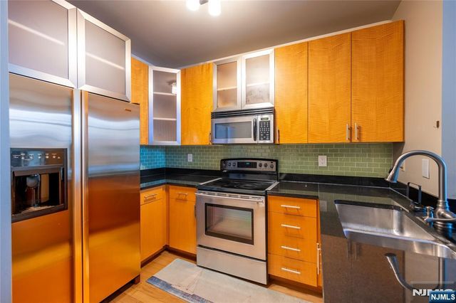 26 Ave At Port Imperial 416, West New York, NJ 07093