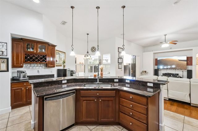 1112 CALLAWAY CIRCLE, Clermont, FL 34711
