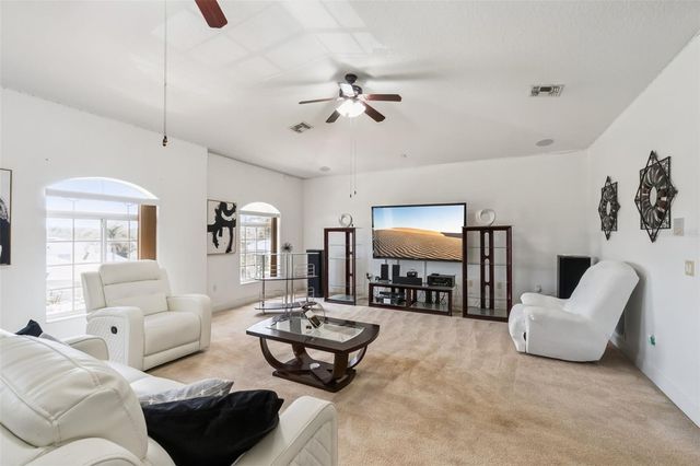 1112 CALLAWAY CIRCLE, Clermont, FL 34711