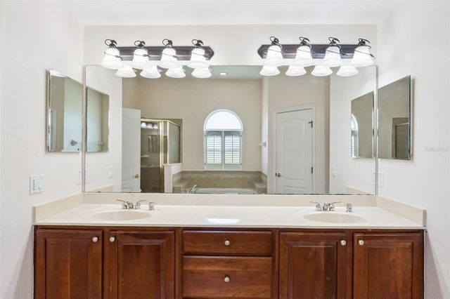1112 CALLAWAY CIRCLE, Clermont, FL 34711