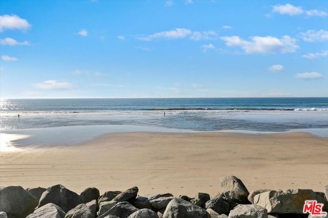 1610 Seacoast Drive D, Imperial Beach, CA 91932