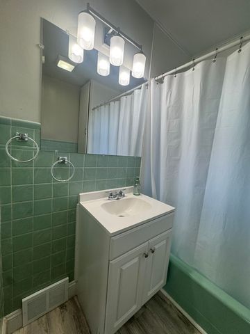 2909 Reynolds Street, Flint, MI 48503