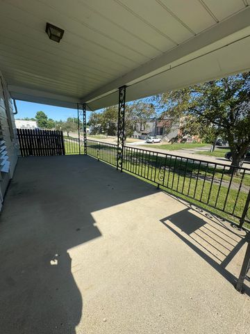 2909 Reynolds Street, Flint, MI 48503