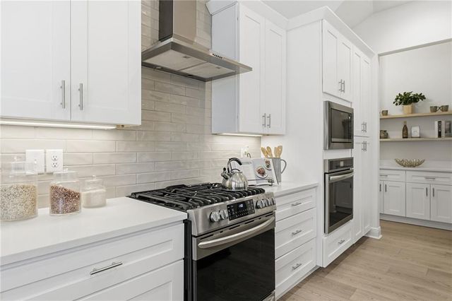 110 Via Roma, Woodstock, GA 30188