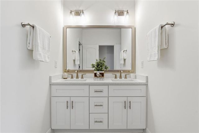 110 Via Roma, Woodstock, GA 30188