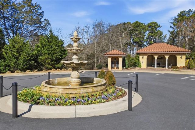 110 Via Roma, Woodstock, GA 30188