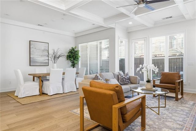 110 Via Roma, Woodstock, GA 30188