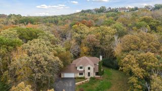 230 Plainview Drive, River Falls, WI 54022