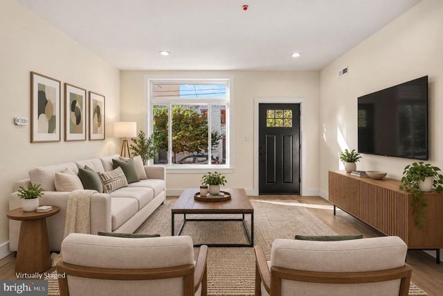 2455 CORAL ST, Philadelphia, PA 19125