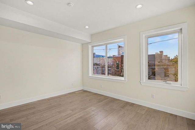 2455 CORAL ST, Philadelphia, PA 19125