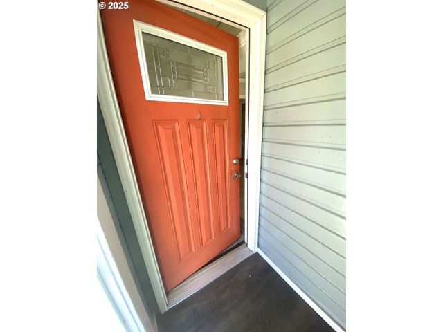 543 SPRUCE St, Brookings, OR 97415