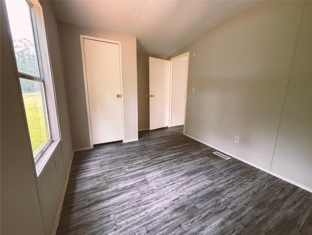 253 County Road 320, Cleveland, TX 77327