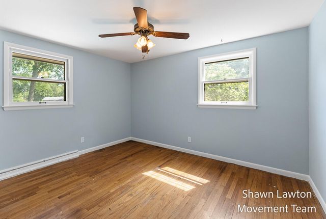 1832 Southwood Avenue, Norton Shores City, MI 49441