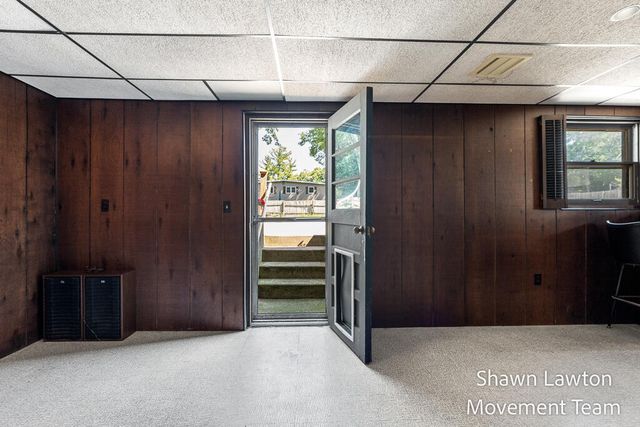 1832 Southwood Avenue, Norton Shores City, MI 49441