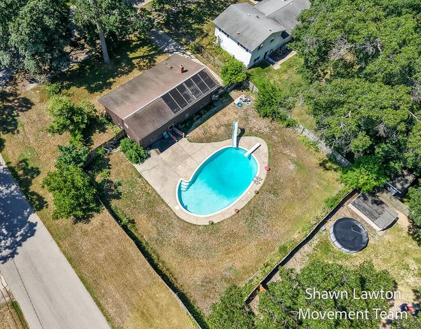 1832 Southwood Avenue, Norton Shores City, MI 49441