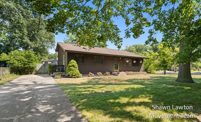 1832 Southwood Avenue, Norton Shores City, MI 49441
