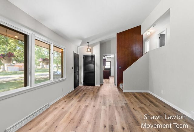 1832 Southwood Avenue, Norton Shores City, MI 49441