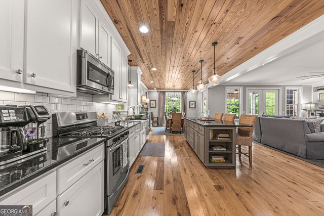 484 Eagles Way NE, Milledgeville, GA 31061