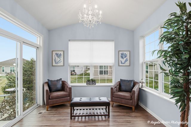 9186 Ritz Court, Huntley, IL 60142