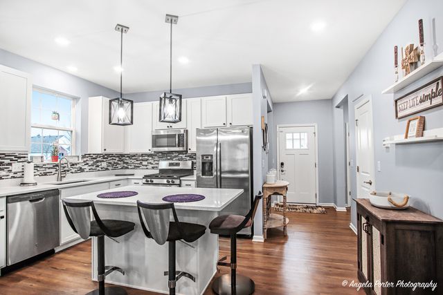 9186 Ritz Court, Huntley, IL 60142