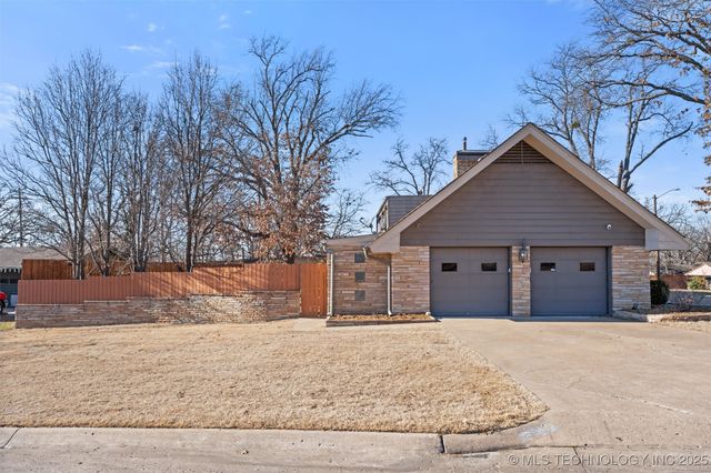 3429 Woodland Road, Bartlesville, OK 74006