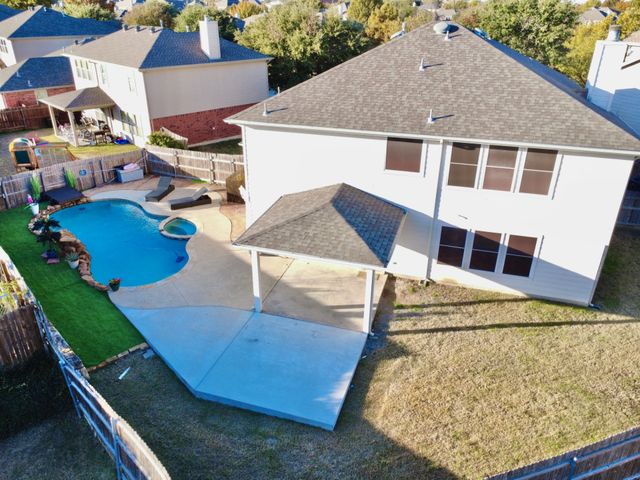 4329 Latigo Circle, Fort Worth, TX 76244