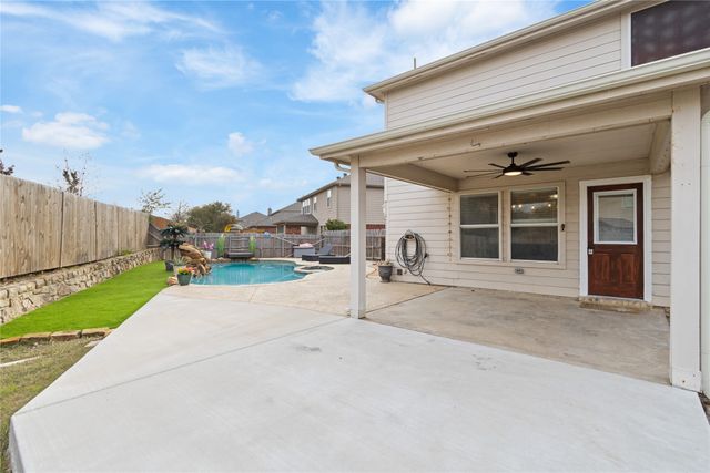 4329 Latigo Circle, Fort Worth, TX 76244