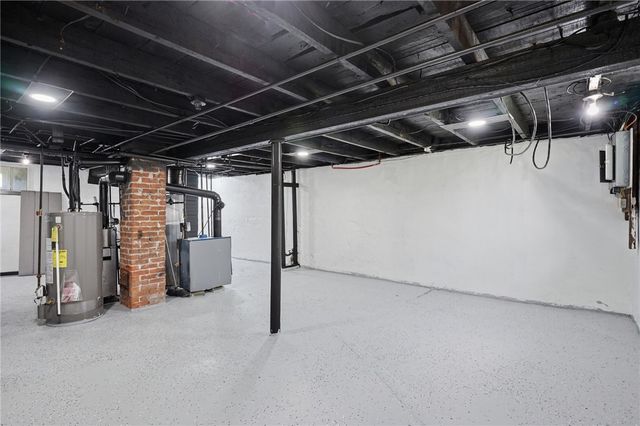 74 Pontiac Street, Warwick, RI 02886