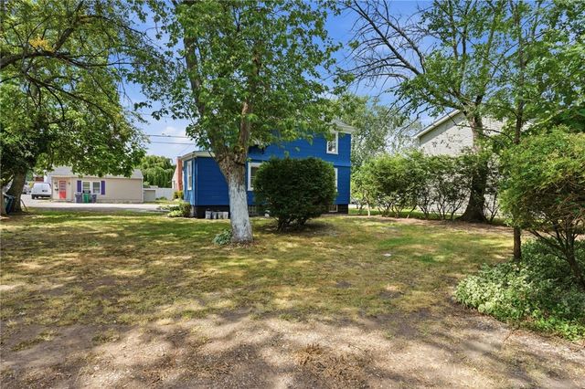 74 Pontiac Street, Warwick, RI 02886