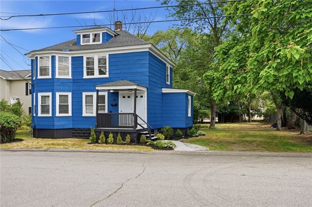 74 Pontiac Street, Warwick, RI 02886