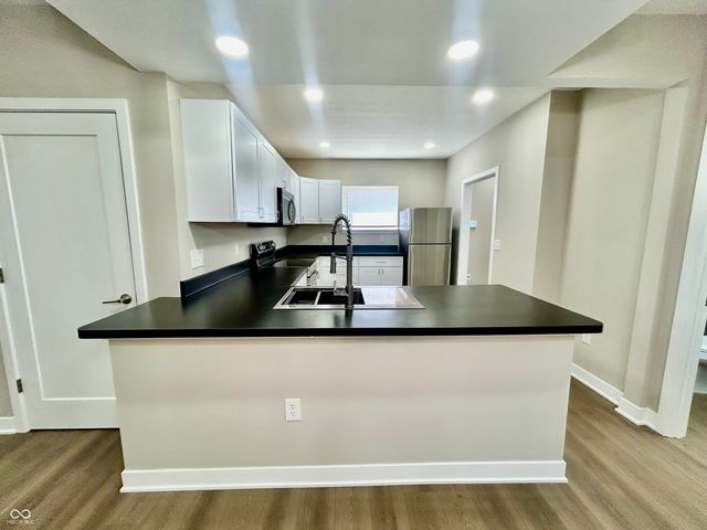 520 N Gray Street, Indianapolis, IN 46201