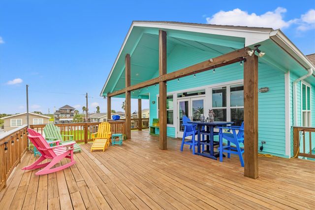 16502 Bermuda Way, Jamaica Beach, TX 77554