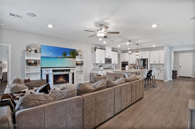 7809 Mazarine Street, North Las Vegas, NV 89084