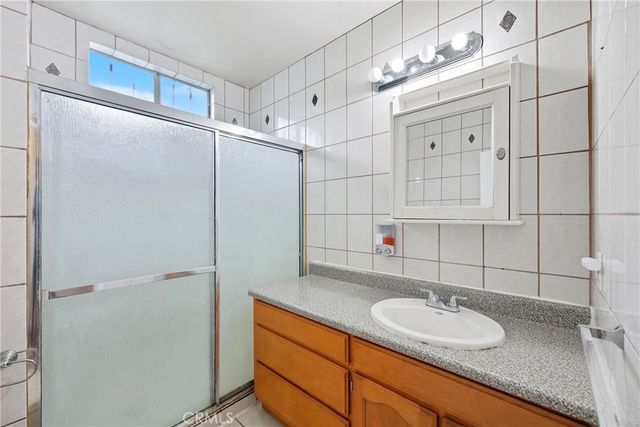 3415 N Figueroa St, Los Angeles, CA 90065